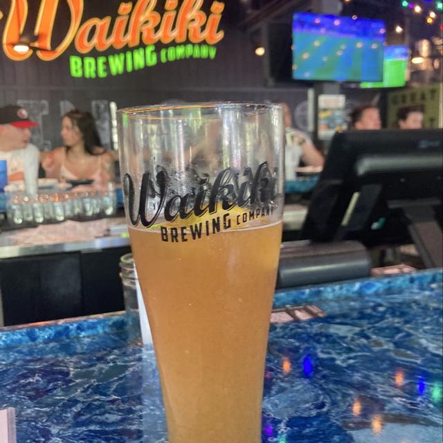 Waikiki Brewing Co. Hana Hou Hefe